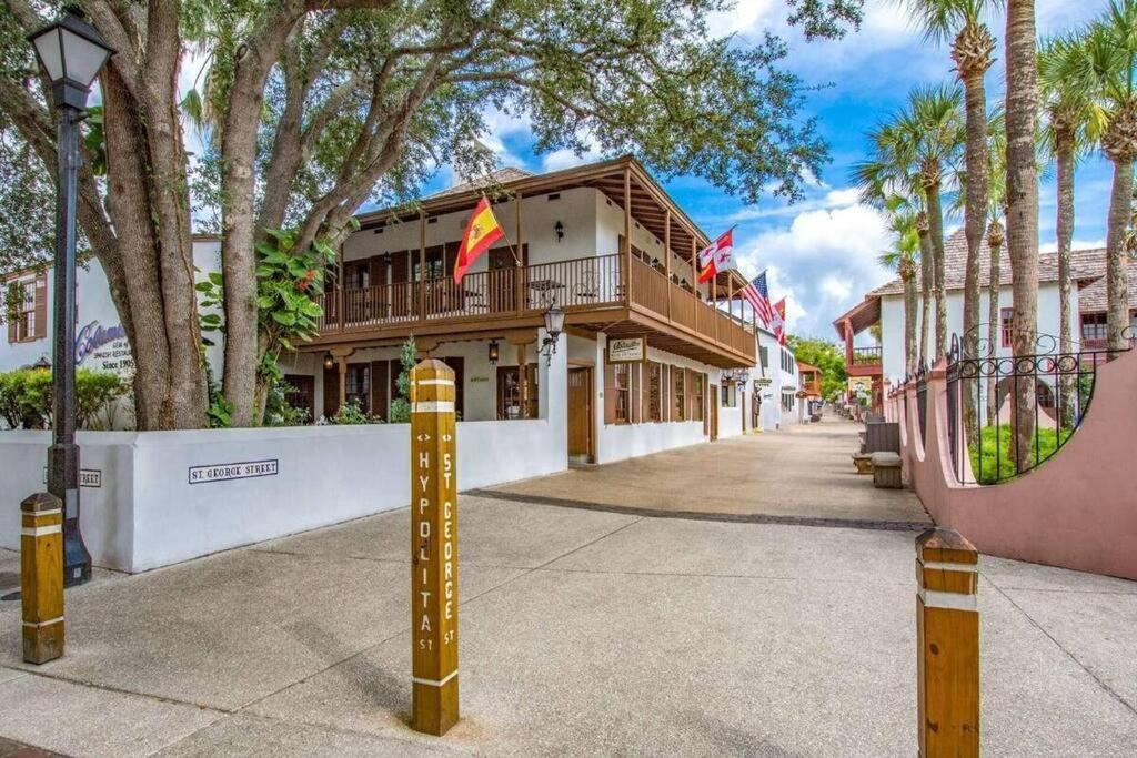 Cozy Quiet St Augustine Private Condo - 2Bed, 1 Bath, Sleeps 6, Steps To Historic St Augustine Center & All Tourist Attractions, Restaurants, Cafes, Backyard, Porch St. Augustine Exterior foto