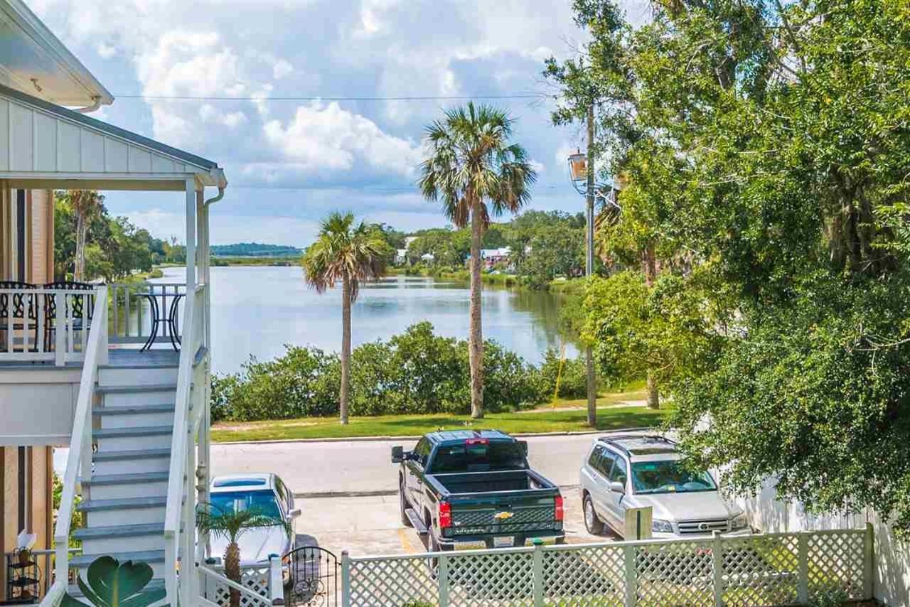 Cozy Quiet St Augustine Private Condo - 2Bed, 1 Bath, Sleeps 6, Steps To Historic St Augustine Center & All Tourist Attractions, Restaurants, Cafes, Backyard, Porch St. Augustine Exterior foto