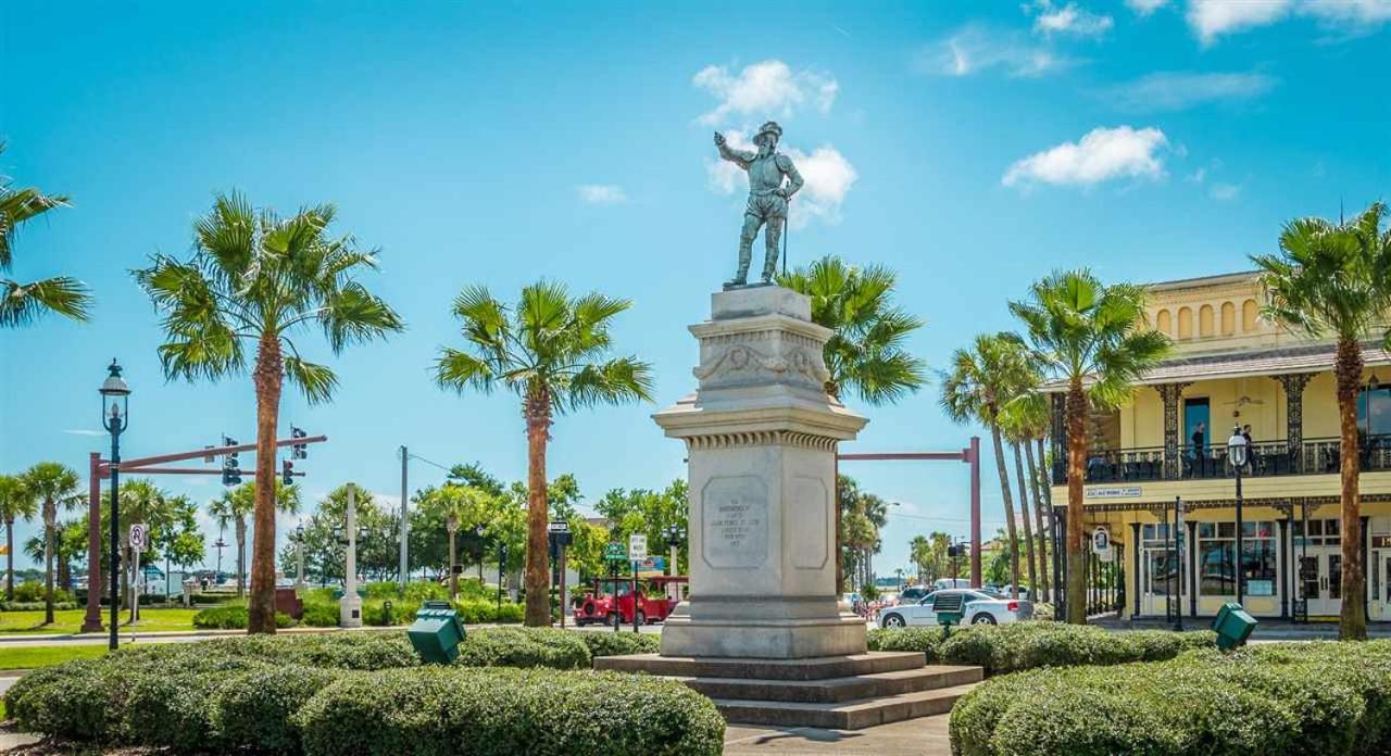 Cozy Quiet St Augustine Private Condo - 2Bed, 1 Bath, Sleeps 6, Steps To Historic St Augustine Center & All Tourist Attractions, Restaurants, Cafes, Backyard, Porch St. Augustine Exterior foto